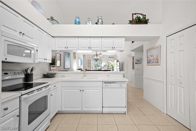 Foto del edificio - 26670 Rosewood Pointe Dr