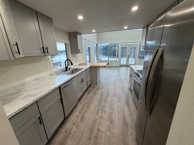 Foto del edificio - 34761 S Shore Dr