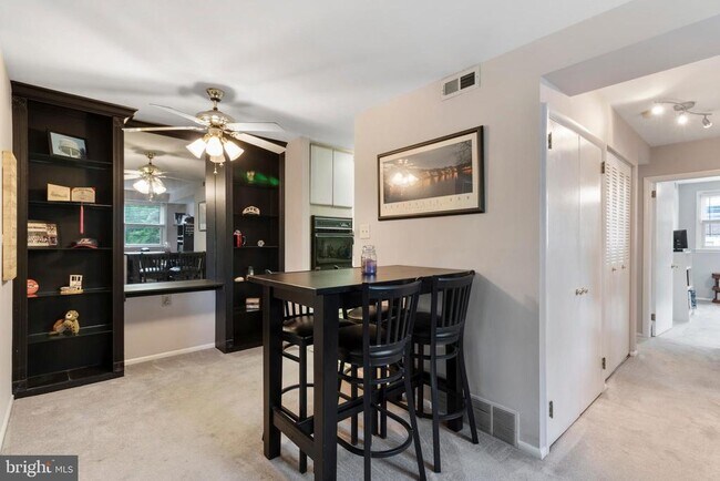 Foto del edificio - 6901-29 Valley Ave