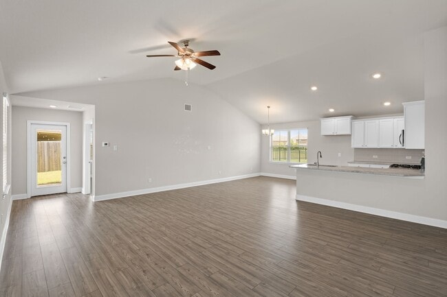 Building Photo - 413 Aurora Creek Ln