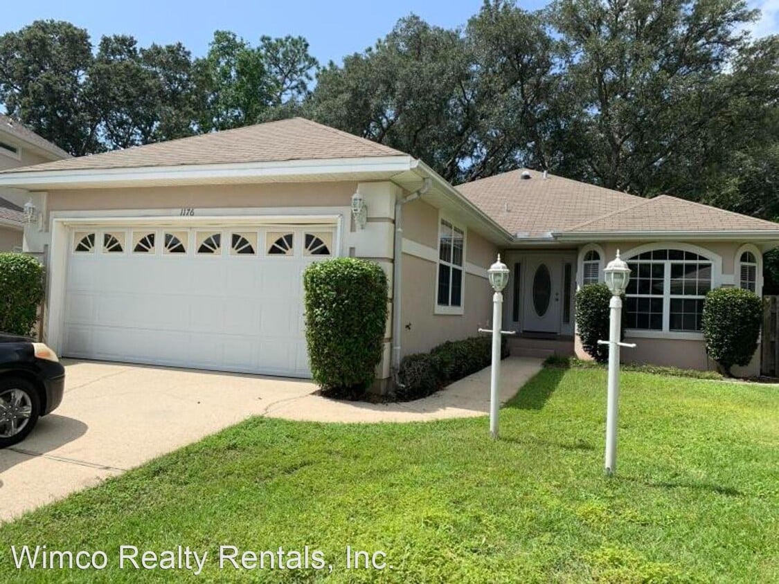 Primary Photo - 3 br, 2 bath House - 1176 Brompton Circle