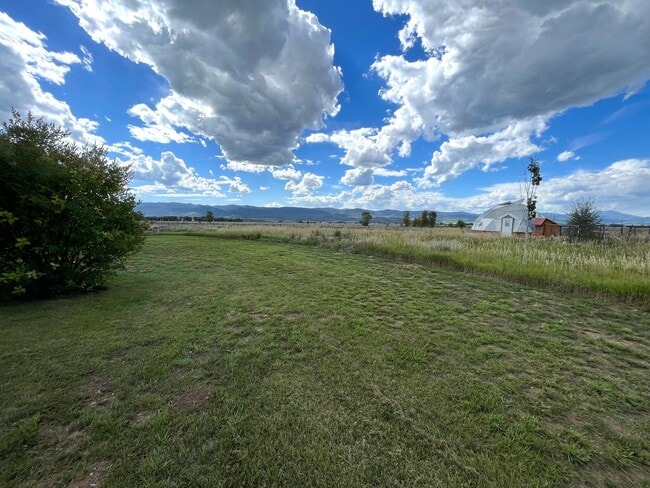 Foto del edificio - 211 Hoback Dr