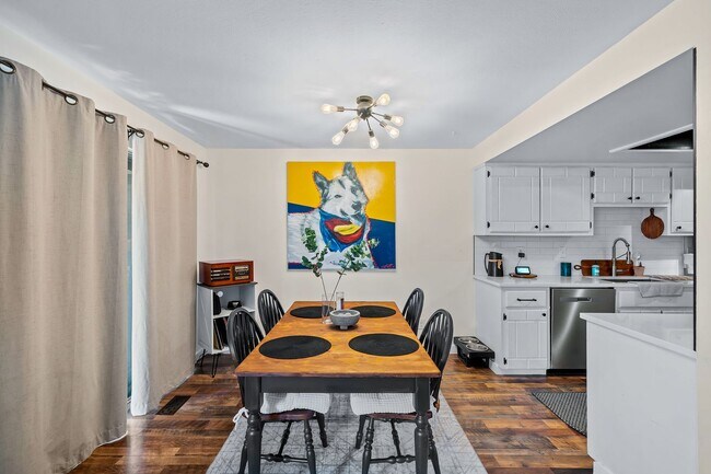 Photo - Recently Updated 2BA, 1.5BA Condo with Fen...