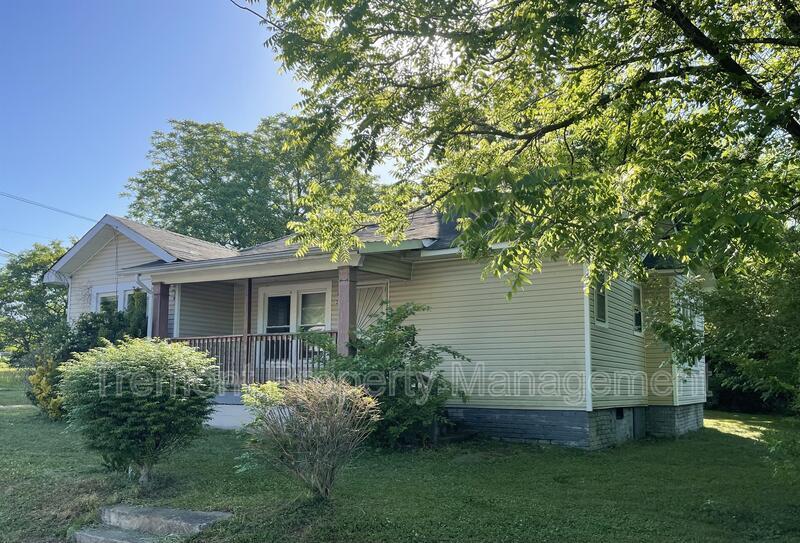 Primary Photo - 3734 Seminary St