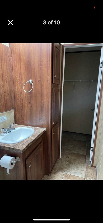 Foto del edificio - 12924 Laws Ln