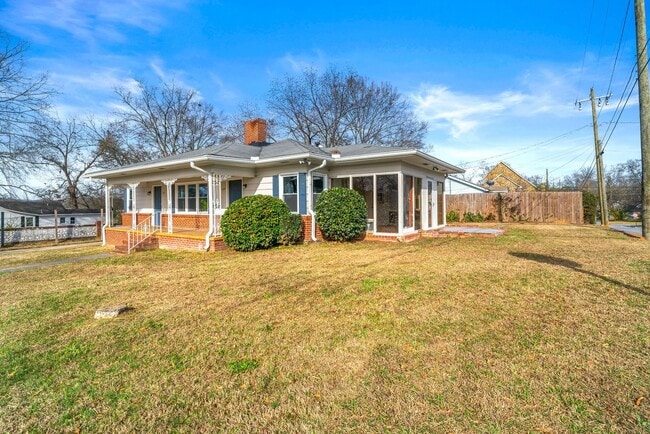 Foto del edificio - 227/229 MLK Jr Blvd