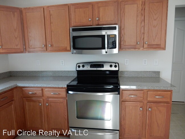 Building Photo - 4 br, 2 bath House - 15554 Parkgate Drive