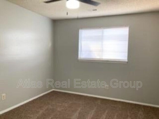 Foto del edificio - 2625 E Uintah St