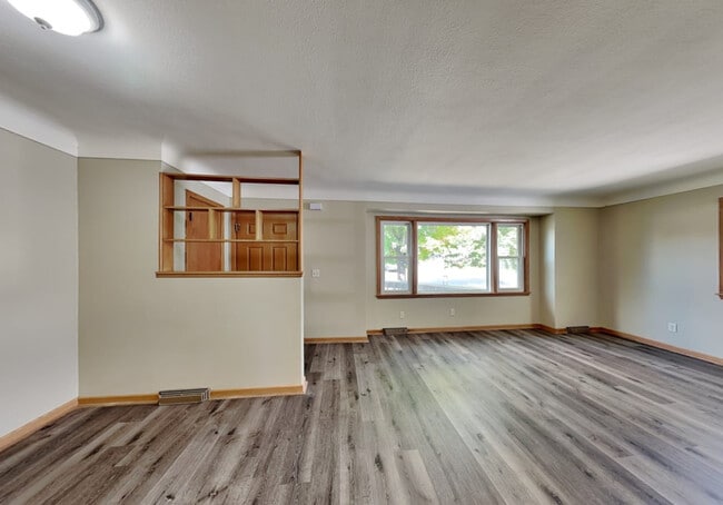 Foto del edificio - 452 N Alexander St