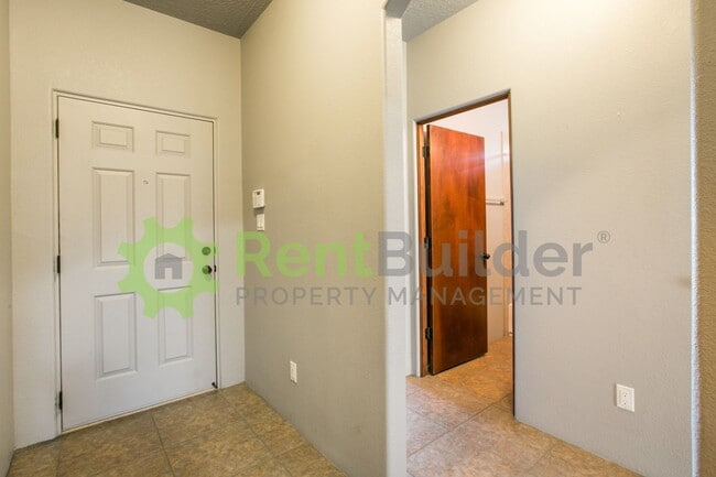 Foto del edificio - CALL US TODAY AT (505) 808-6467 TO SCHEDUL...