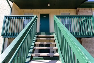 Building Photo - 1516 Bay Area Blvd Building Photo - 1516 Bay Area Blvd