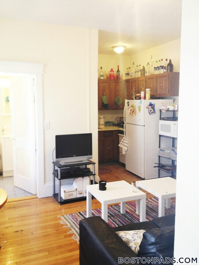 Foto del edificio - 447 Park Dr