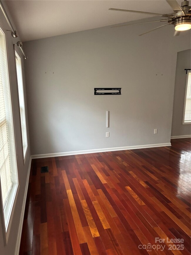 Building Photo - 3413 Mooring Pl