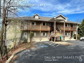 Building Photo - 1129 Robin Hood Ct
