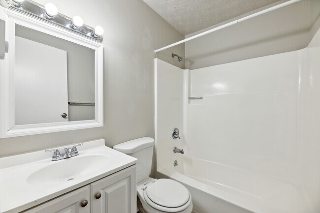 Foto del edificio - The Woods of Wyoming