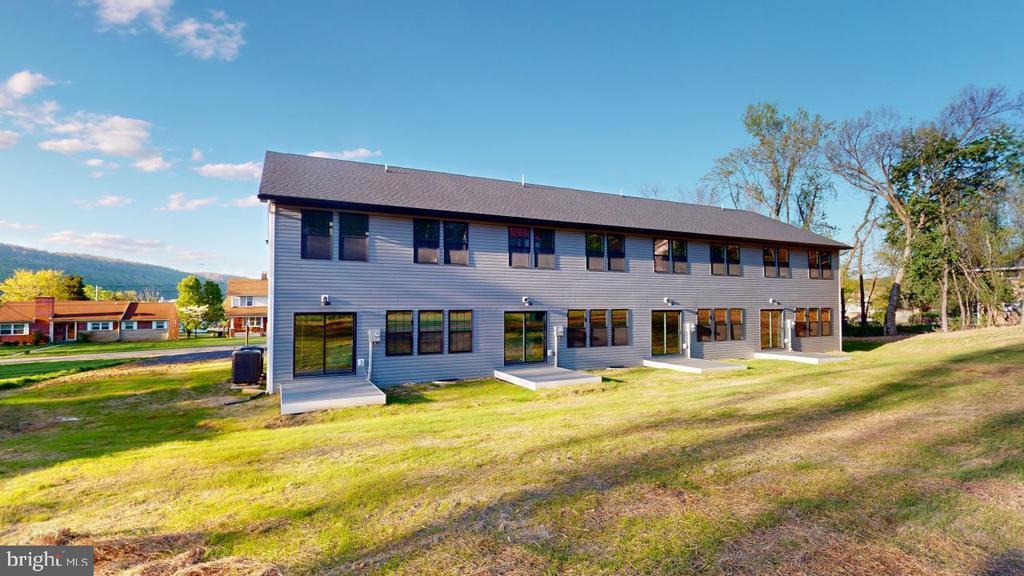 Foto principal - 446 W Gravel Ln