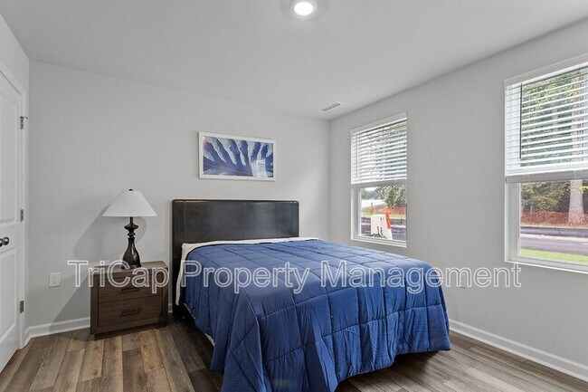 Building Photo - 1723 Chirping Trl