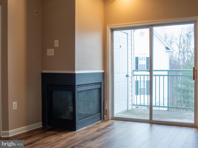 Building Photo - 15620 Everglade Ln