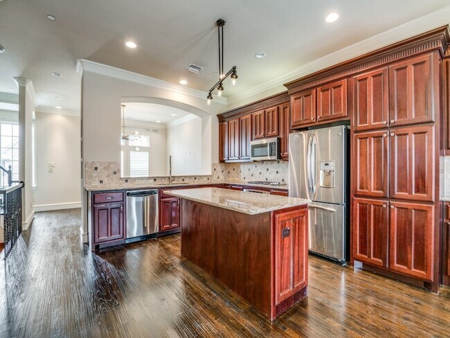 Foto del edificio - 7927 Osborn Pkwy