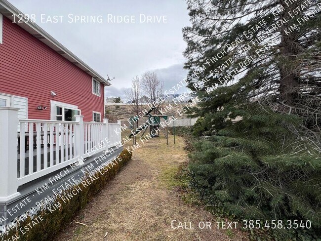 Foto del edificio - 1298 E Spring Ridge Dr