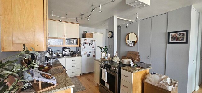 Foto del edificio - 2020 N Lincoln Park W