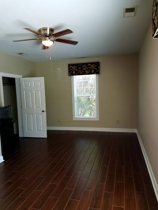 Foto del edificio - 108 Cypress Point Ct