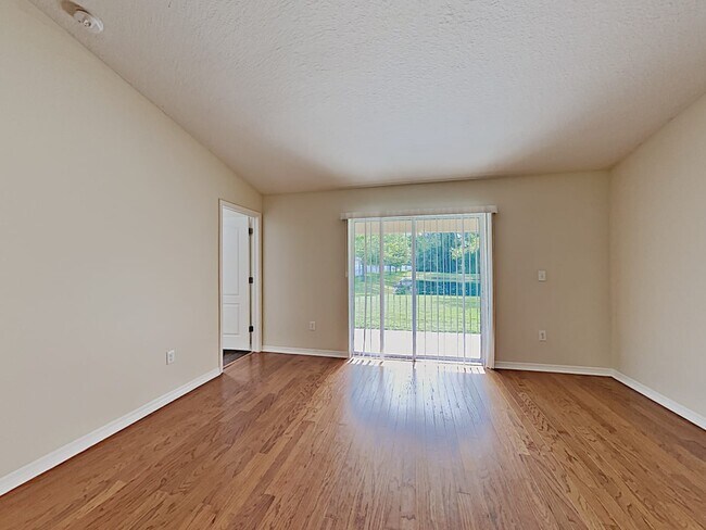 Building Photo - 12929 White Bluff Rd