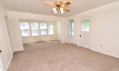 Building Photo - 636 N Franklin St