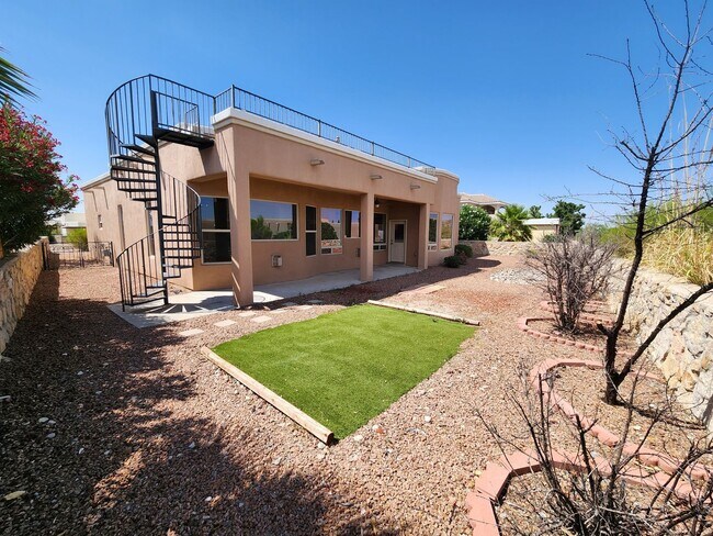 Foto del edificio - 4189 Capistrano Ave