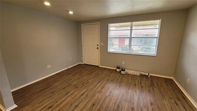 Foto del edificio - 9406 Eastfield Rd