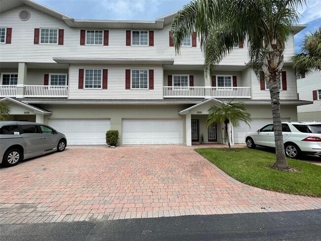 Foto del edificio - 3318 10 Th Ln W