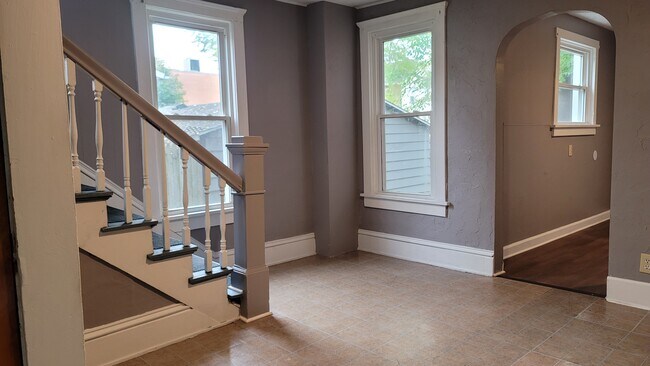 Building Photo - 185 Williams Pl