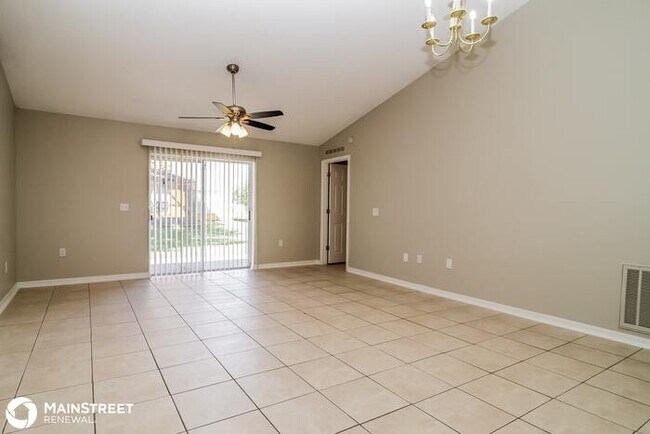 Foto del edificio - 309 DRUM CT, Poinciana, FL 34759