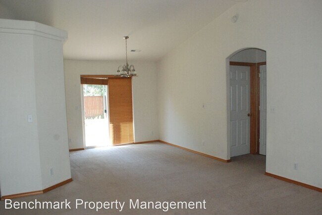 Building Photo - 3 br, 2 bath House - 1740 W. Lyon Court