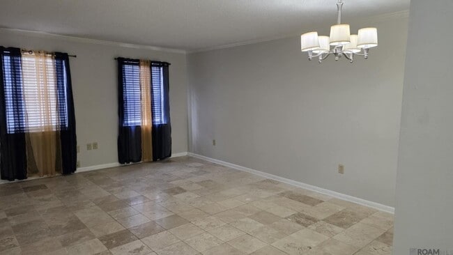 Foto del edificio - 4735 Government St