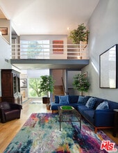 Building Photo - 7943 Willow Glen Rd