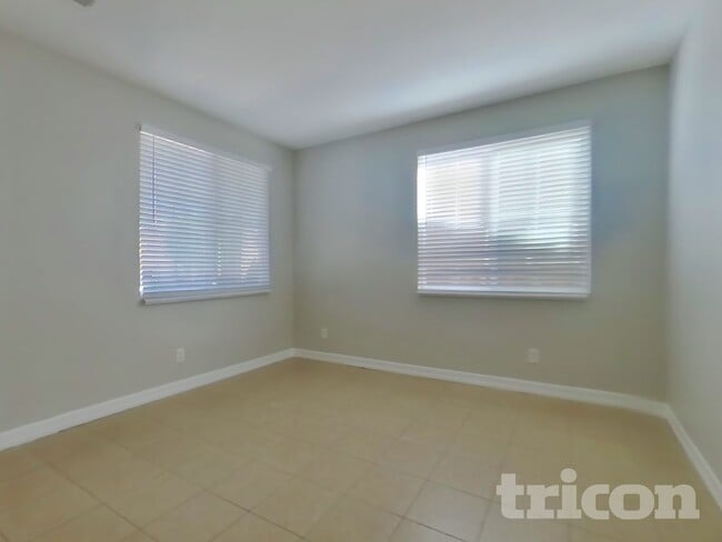 Building Photo - 13741 Starshine Dr