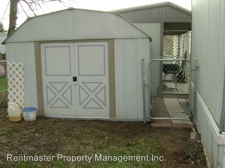 Building Photo - 580 Wilson Dr