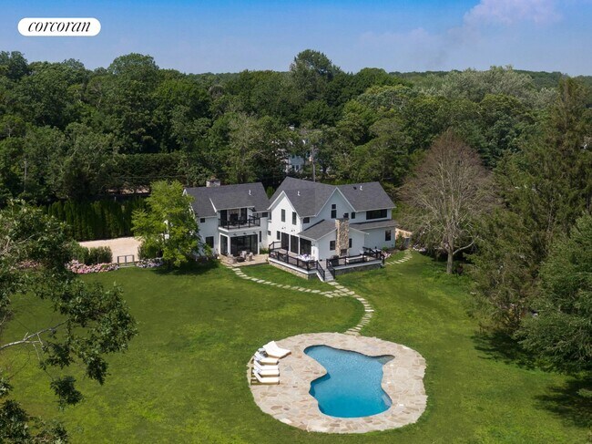 Foto del edificio - 111 Montauk Hwy