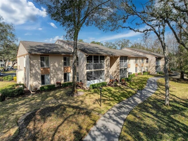 Building Photo - 12218 Fox Chase Dr