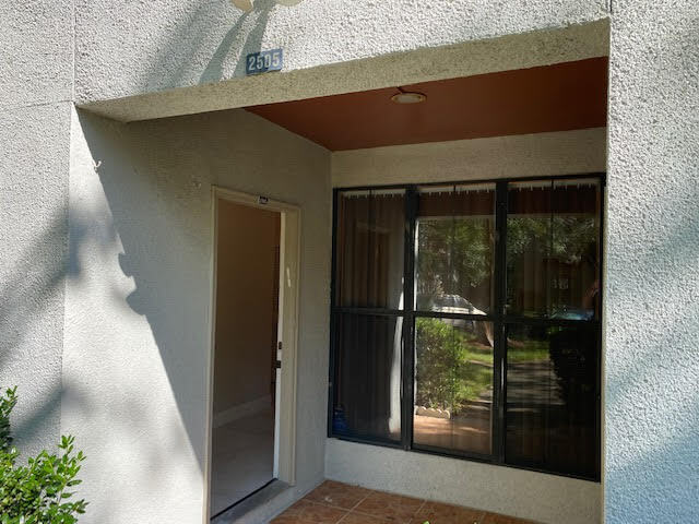 Building Photo - 2505 Wood Hill Dr