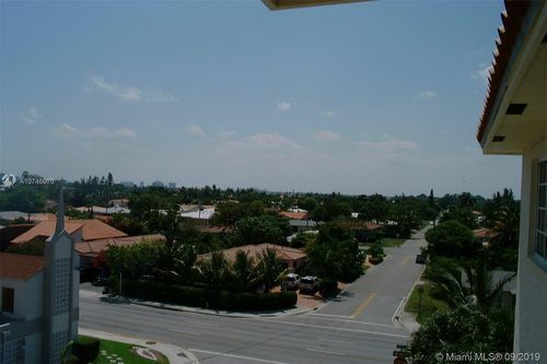 Building Photo - 8800 Collins Ave