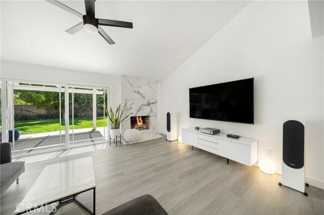 Foto del edificio - 24342 Olivera Dr