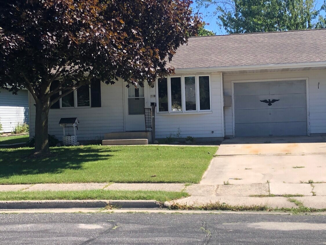Foto principal - 309 S 11th St