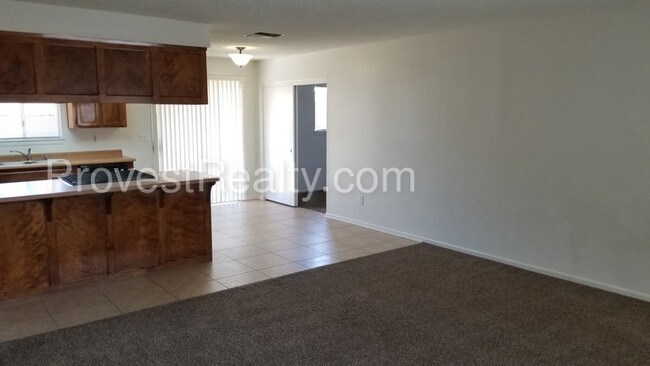 Foto del edificio - Apple Valley Duplex!!!