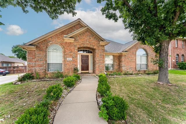 Building Photo - 2832 Bluffview Dr