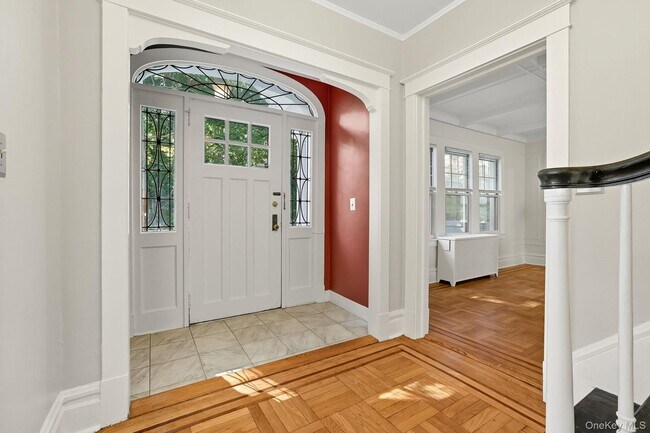 Foto del edificio - 1 Lynwood Rd