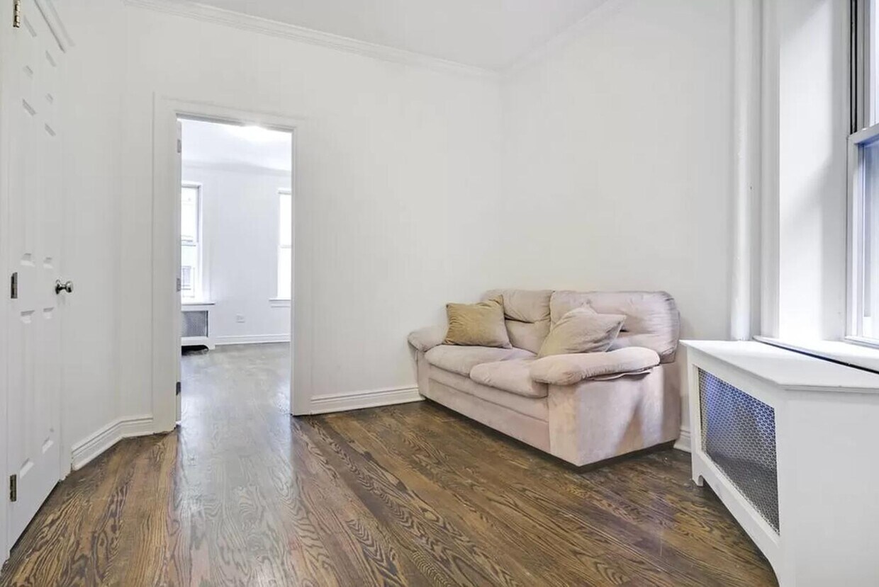 54 Barrow St Unit 2J, New York, NY 10014 Room for Rent in New York, NY