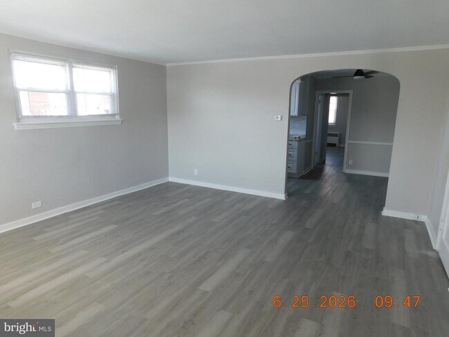 Building Photo - 6500 Algon Ave