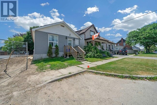 Building Photo - 203 Quebec St